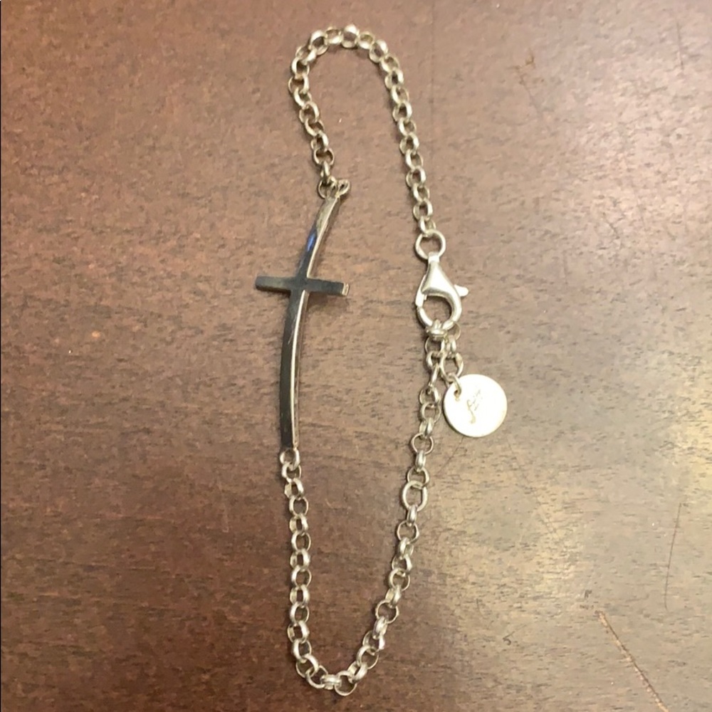 Gorgeous cross bracelet